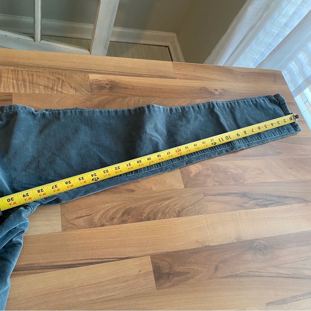 Patagonia Women's Fitted Corduroy Pants - Picture 6 of 10